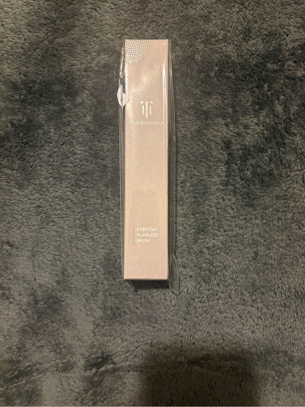 True Botanicals Everyday Flawless Brush — Pale Pink